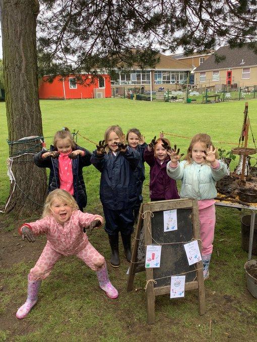 d5b2ff8c-8b67-404a-846a-6f304a98adbc